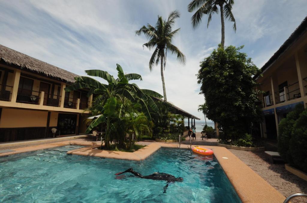 Lalaguna Beach Club And Dive Centre Puerto Galera Exterior photo